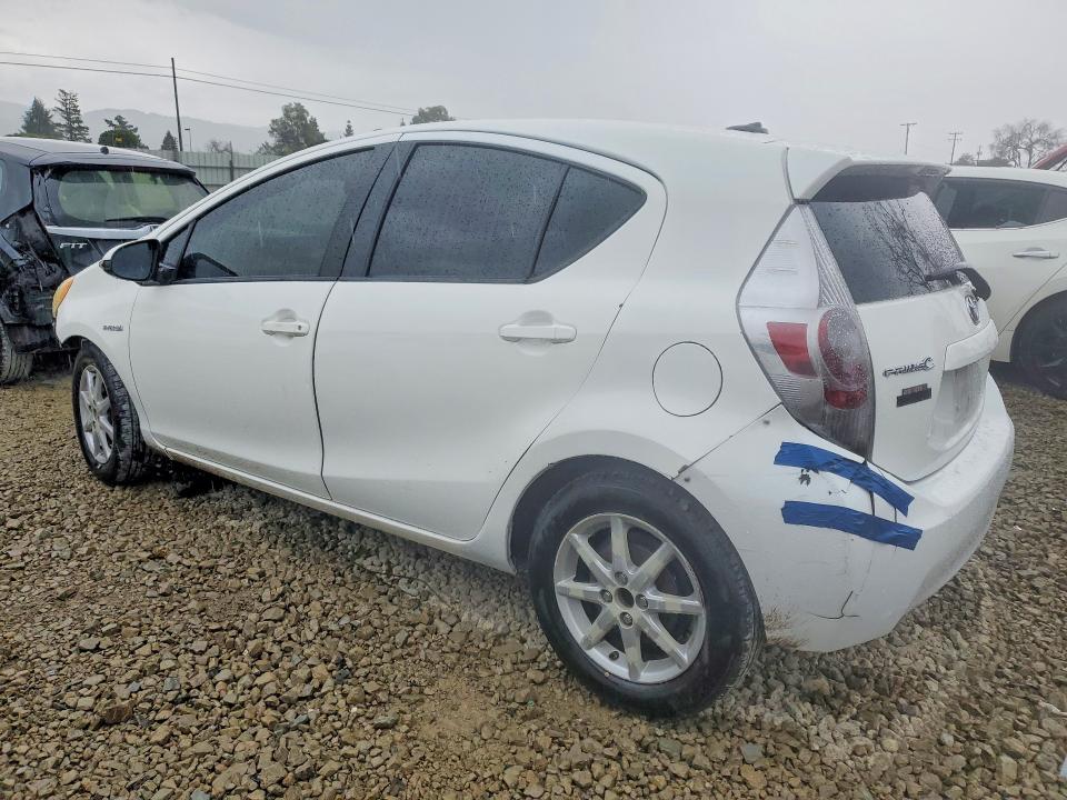 77069405 :رقم المزاد ، JTDKDTB38C1026348 vin ، 2012 Toyota Prius C مزاد بيع