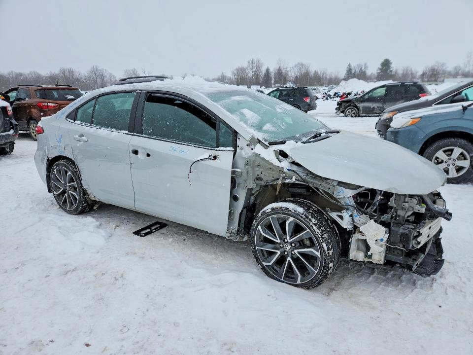 76022805 :رقم المزاد ، 5YFS4MCE2NP137269 vin ، 2022 Toyota Corolla مزاد بيع
