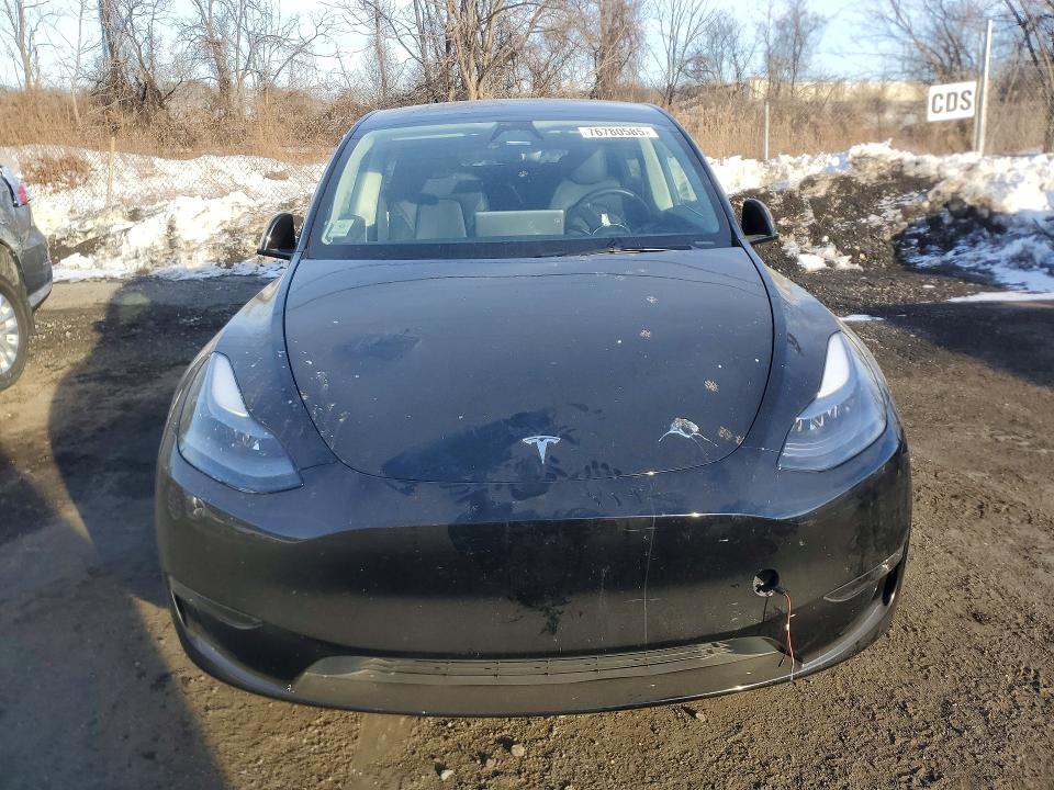 76780585 :رقم المزاد ، 7SAYGDEE8RF984770 vin ، 2024 Tesla Model Y مزاد بيع