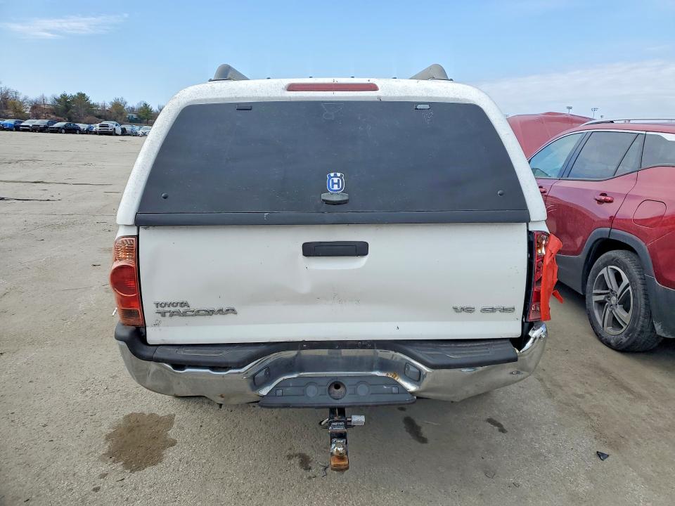 2006 Toyota Tacoma მანქანა იყიდება აუქციონზე, vin: 5TELU42N06Z190747, აუქციონის ნომერი: 46928896