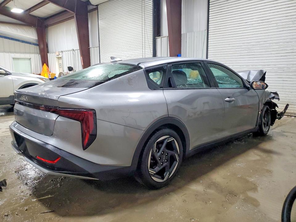Auction sale of the 2025 Kia K4, vin: 3KPFU4DE1SE005813, lot number: 77852445