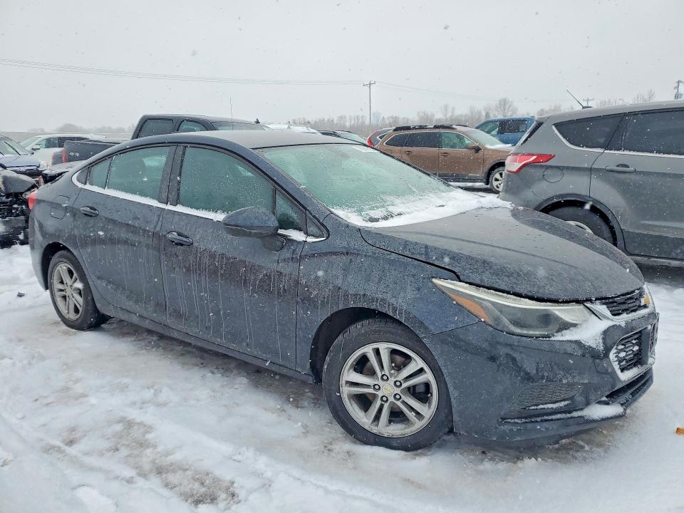 76206785 :رقم المزاد ، 1G1BE5SM6G7296319 vin ، 2016 Chevrolet Cruze مزاد بيع