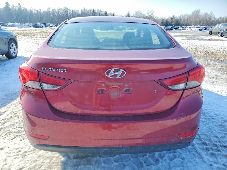 Продажа на аукционе авто 2015 Hyundai Elantra Se, vin: 5NPDH4AE6FH642701, номер лота: 77309575