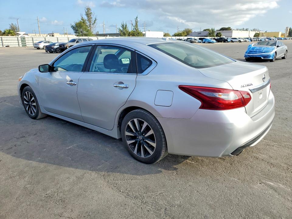 Продаж на аукціоні авто 2018 Nissan Altima 2.5, vin: 1N4AL3AP6JC234965, номер лоту: 78325605