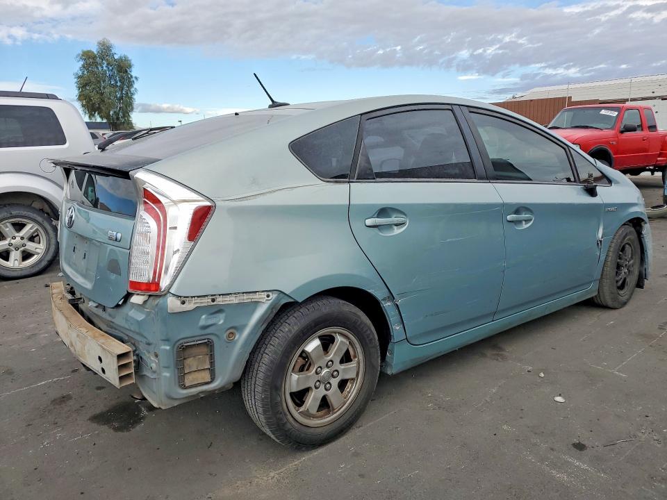 2015 Toyota Prius მანქანა იყიდება აუქციონზე, vin: JTDKN3DU5F1917382, აუქციონის ნომერი: 77580885