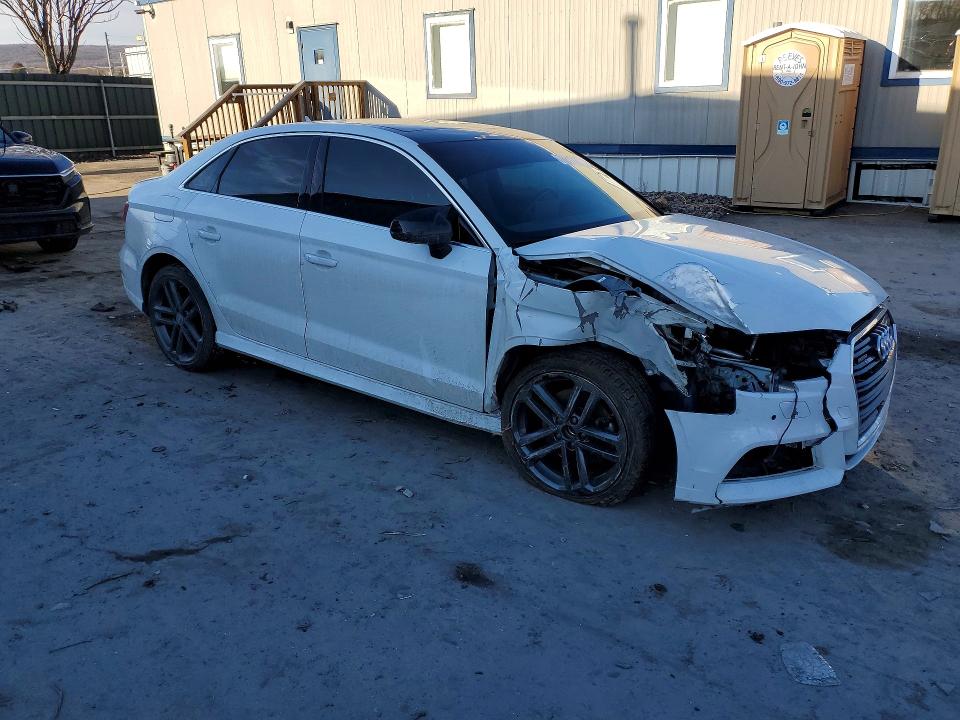 Продажа на аукционе авто 2017 Audi A3, vin: WAUJ8GFF8H1076845, номер лота: 78817175