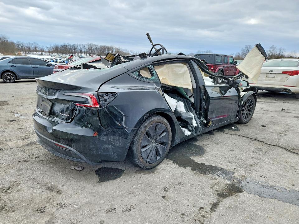 Продажа на аукционе авто 2024 Tesla Model 3, vin: 5YJ3E1EB7RF731988, номер лота: 75165915