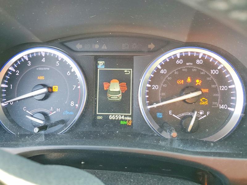 76610835 :رقم المزاد ، 5TDKZRFH1KS338703 vin ، 2019 Toyota Highlander مزاد بيع