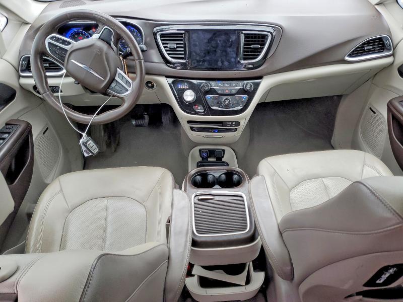 77656415 :رقم المزاد ، 2C4RC1EGXJR317530 vin ، 2018 Chrysler Pacifica مزاد بيع