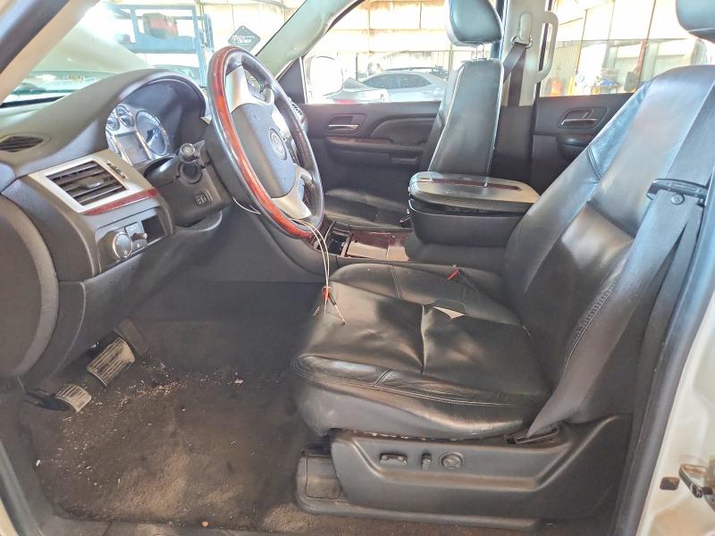 2009 Cadillac Escalade L მანქანა იყიდება აუქციონზე, vin: 1GYFK232X9R285662, აუქციონის ნომერი: 76569905