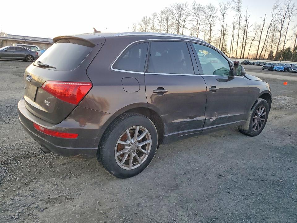 76694875 :رقم المزاد ، WA1LFAFP4BA013931 vin ، 2011 Audi Q5 مزاد بيع