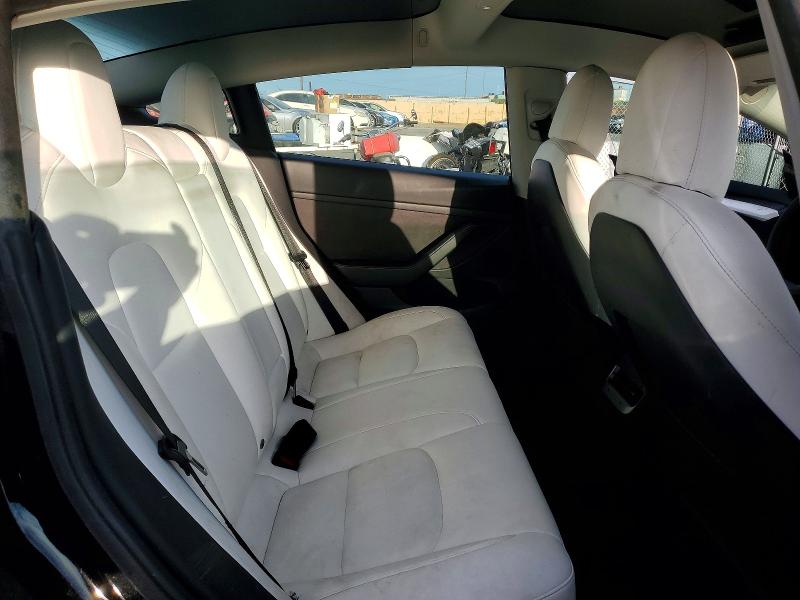 76197015 :رقم المزاد ، 5YJ3E1EB1NF130988 vin ، 2022 Tesla Model 3 مزاد بيع