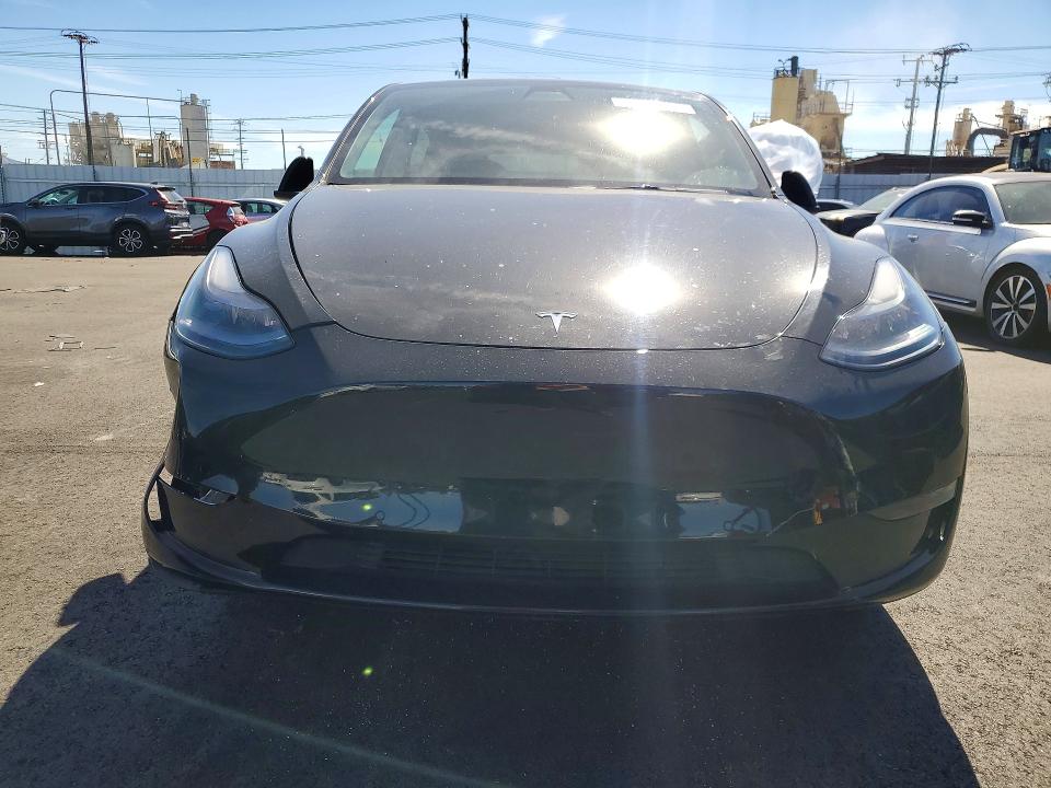79223245 :رقم المزاد ، 5YJYGDEF1MF216594 vin ، 2021 Tesla Model Y مزاد بيع