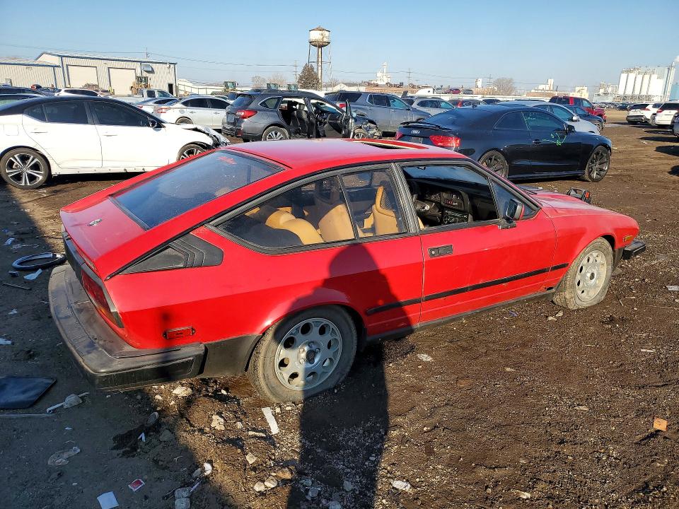 77372575 :رقم المزاد ، ZARAA6693F1006734 vin ، 1985 Alfa Romeo Gt مزاد بيع