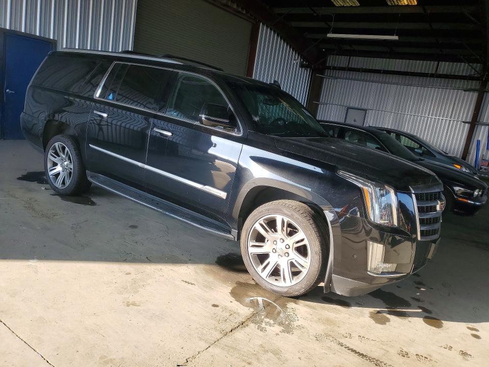 Продажа на аукционе авто 2018 Cadillac Escalade, vin: 1GYS4HKJ7JR212807, номер лота: 75860375