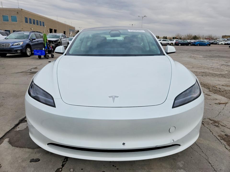 75208285 :رقم المزاد ، 5YJ3E1EB3SF034016 vin ، 2025 Tesla Model 3 مزاد بيع