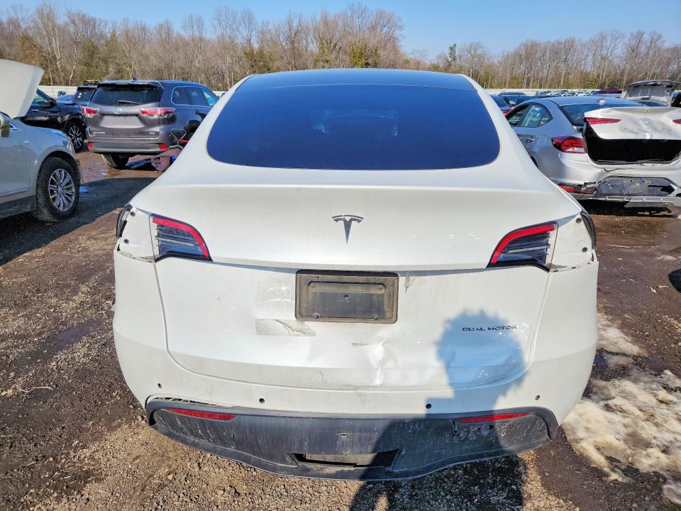Продажа на аукционе авто 2021 Tesla Model Y, vin: 5YJYGDEE0MF294601, номер лота: 78847935