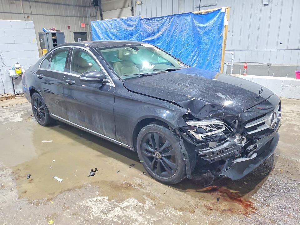 77960795 :رقم المزاد ، 55SWF8EB5KU311170 vin ، 2019 Mercedes-benz C مزاد بيع