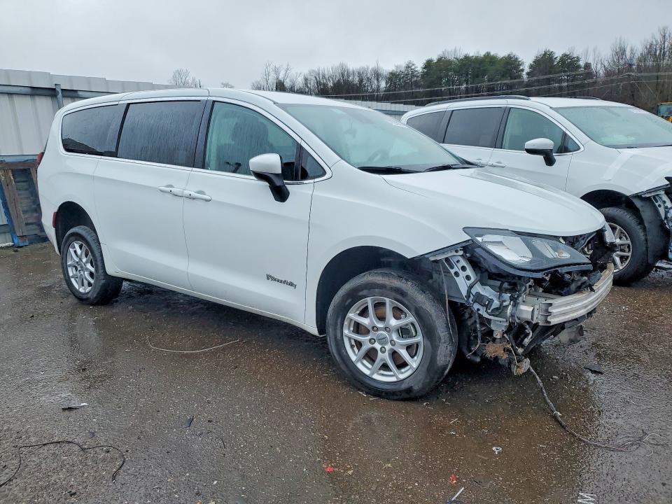 2023 Chrysler Voyager მანქანა იყიდება აუქციონზე, vin: 2C4RC1CG6PR617237, აუქციონის ნომერი: 77521365