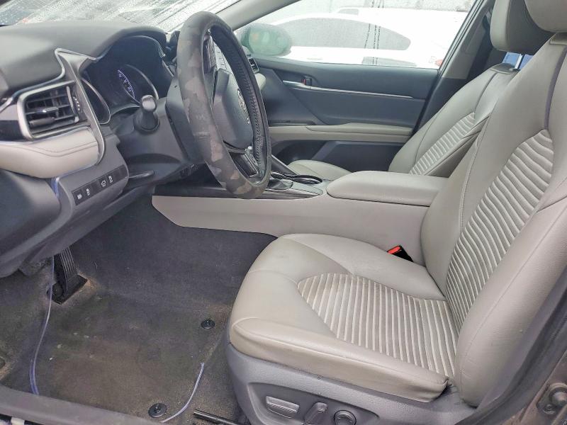 96034785 :رقم المزاد ، 4T1G11AK2MU408043 vin ، 2021 Toyota Camry مزاد بيع