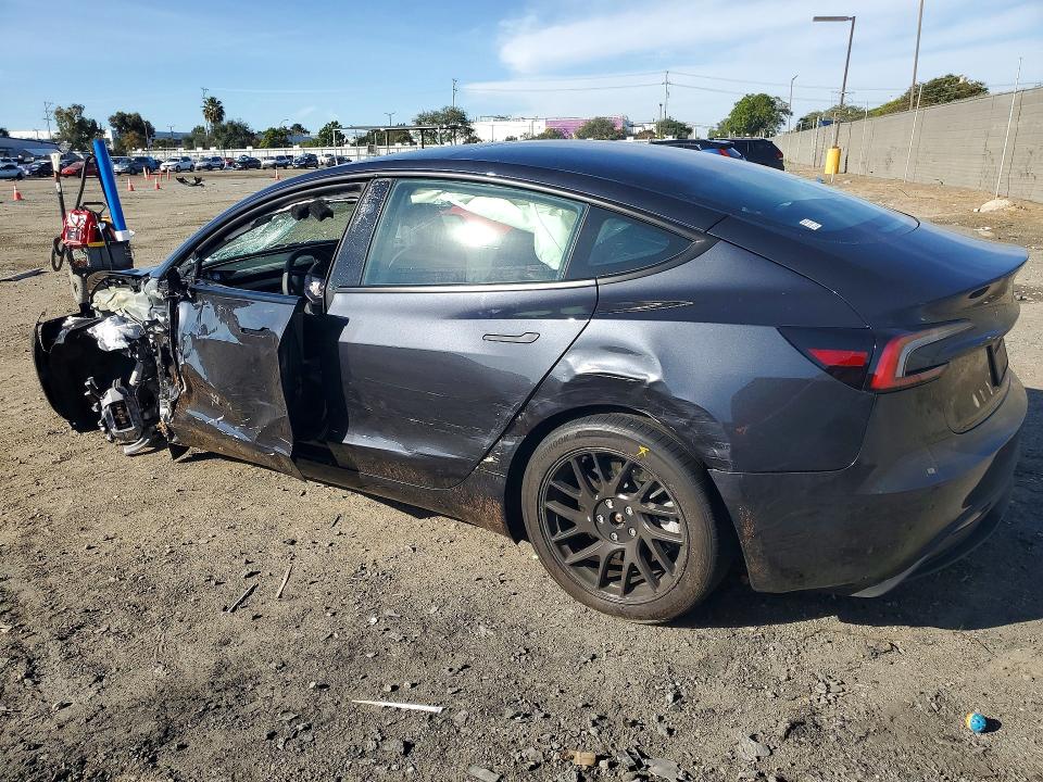 Продаж на аукціоні авто 2025 Tesla Model 3, vin: 5YJ3E1EAXSF051872, номер лоту: 78723925