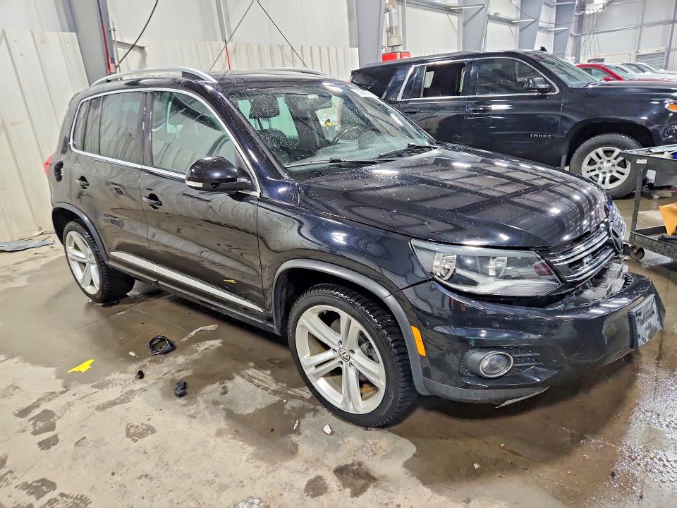 2016 Volkswagen Tiguan მანქანა იყიდება აუქციონზე, vin: WVGBV7AX3GW092531, აუქციონის ნომერი: 75860215