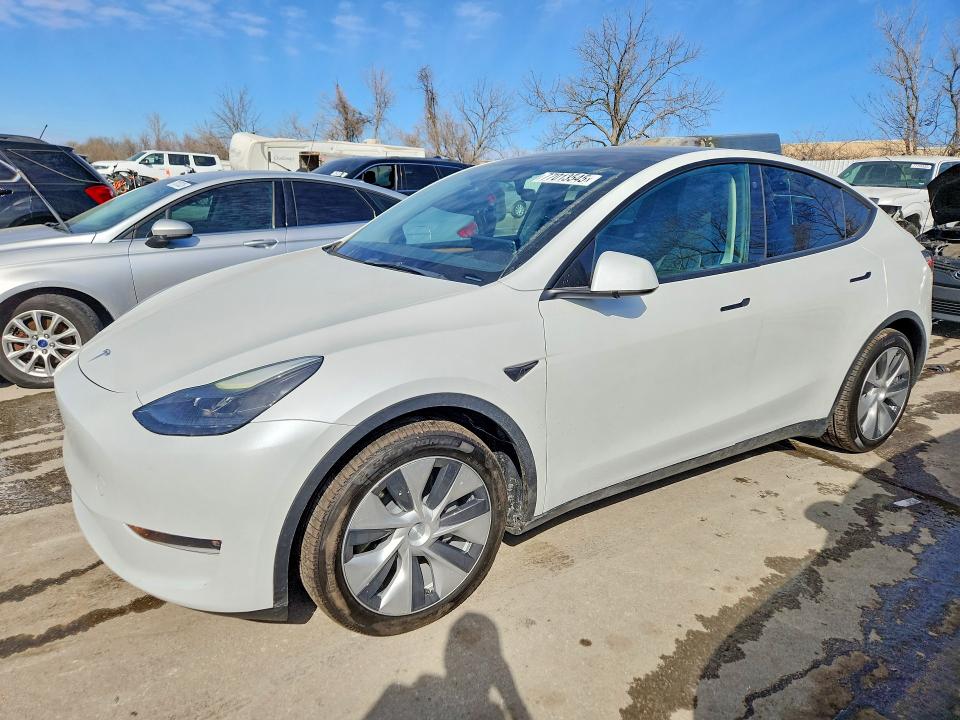 Auction sale of the 2023 Tesla Model Y, vin: 7SAYGAEE3PF700389, lot number: 77013545