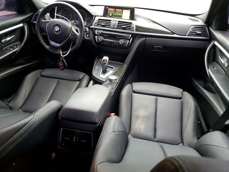 76874675 :رقم المزاد ، WBA8B9G57JNU99027 vin ، 2018 Bmw 330 مزاد بيع