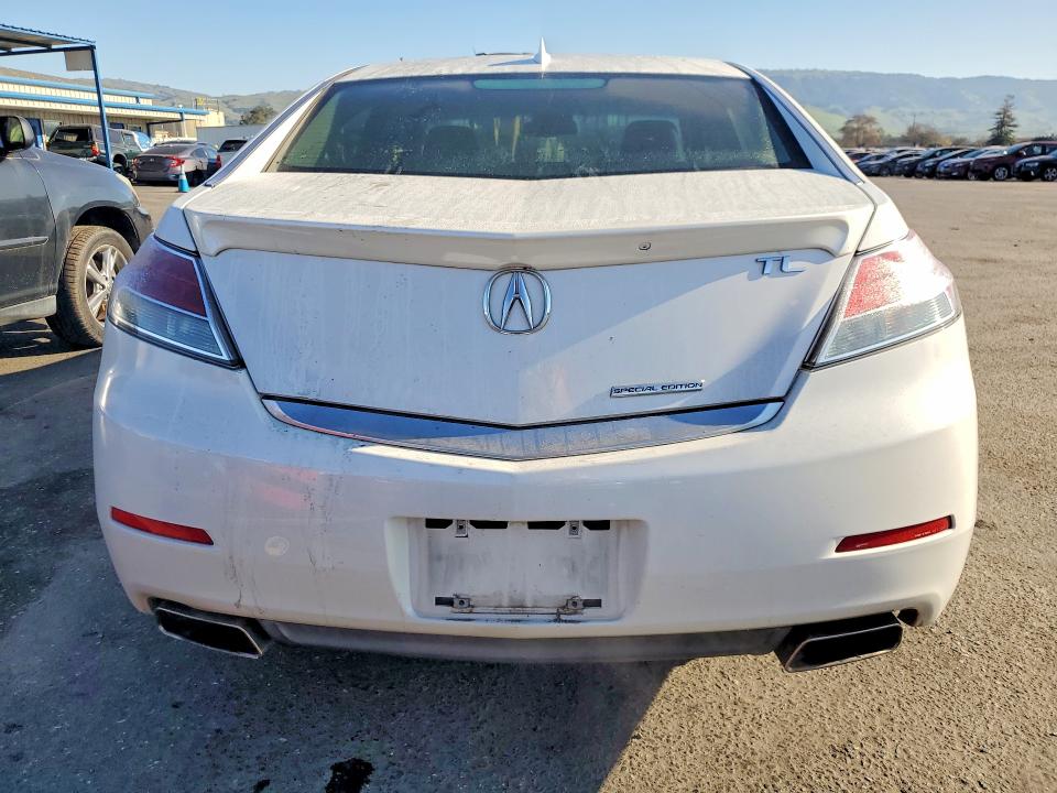 Продажа на аукционе авто 2014 Acura Tl, vin: 19UUA8F39EA001505, номер лота: 75196295