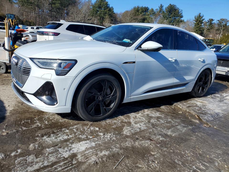 2022 Audi E-tron მანქანა იყიდება აუქციონზე, vin: WA13AAGE3NB025787, აუქციონის ნომერი: 74288535