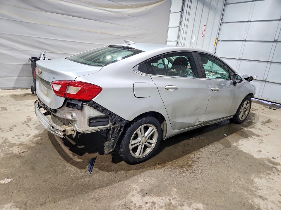 Продаж на аукціоні авто 2018 Chevrolet Cruze, vin: 1G1BE5SM2J7208549, номер лоту: 73240785