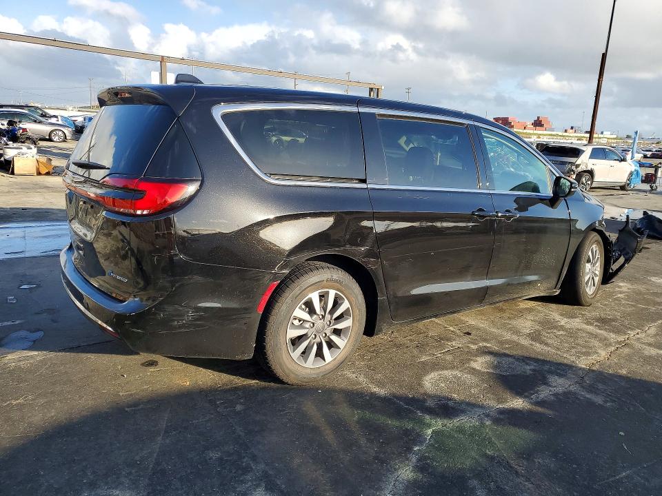 78441565 :رقم المزاد ، 2C4RC1S78RR174657 vin ، 2024 Chrysler Pacifica مزاد بيع
