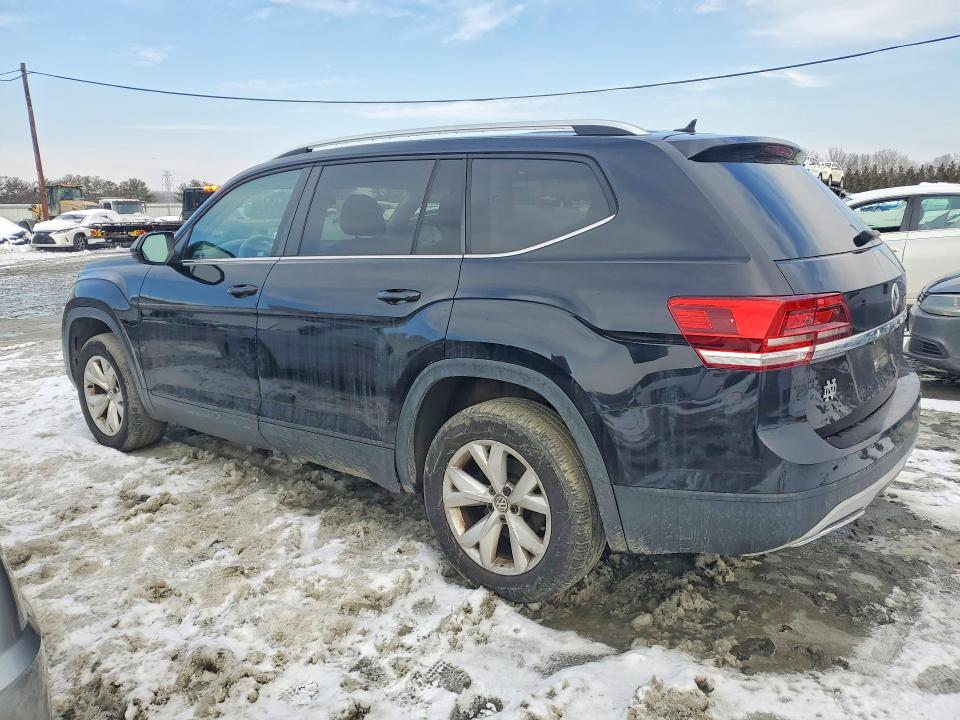 2018 Volkswagen Atlas მანქანა იყიდება აუქციონზე, vin: 1V2HR2CA6JC501479, აუქციონის ნომერი: 76883335