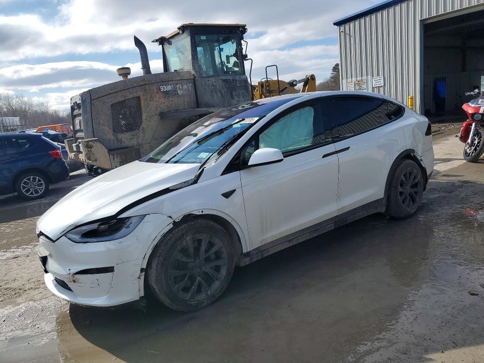2024 Tesla Model X მანქანა იყიდება აუქციონზე, vin: 7SAXCAE50RF439717, აუქციონის ნომერი: 78917235