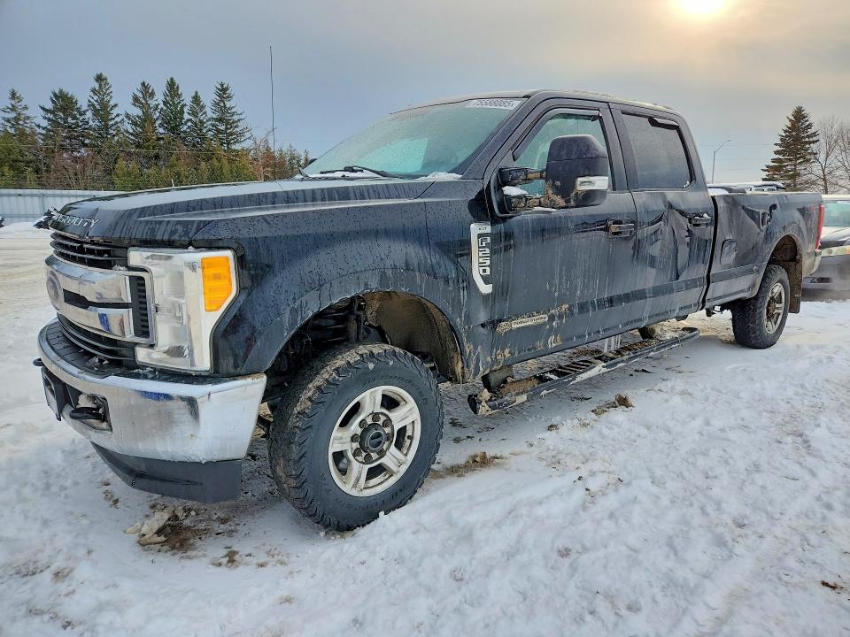 75588085 :رقم المزاد ، 1FT7W2BT9HEE60000 vin ، 2017 Ford F250 مزاد بيع
