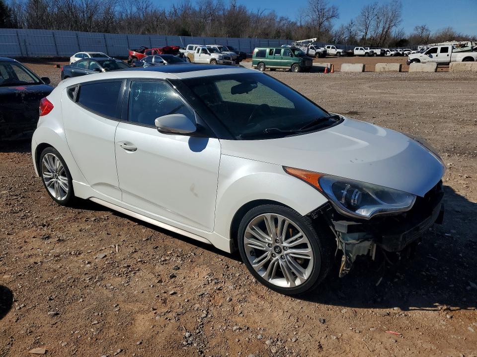 Продажа на аукционе авто 2016 Hyundai Veloster, vin: KMHTC6AE2GU272291, номер лота: 77236145