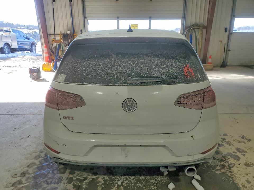 Продажа на аукционе авто 2020 Volkswagen Gti, vin: 3VW5T7AU7LM004505, номер лота: 75408335