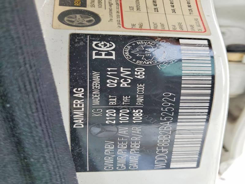 2011 Mercedes-benz C მანქანა იყიდება აუქციონზე, vin: WDDGF8BB2BA525929, აუქციონის ნომერი: 74435155