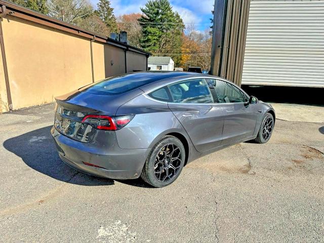 2018 Tesla Model 3 მანქანა იყიდება აუქციონზე, vin: 5YJ3E1EB1JF119497, აუქციონის ნომერი: 75957515