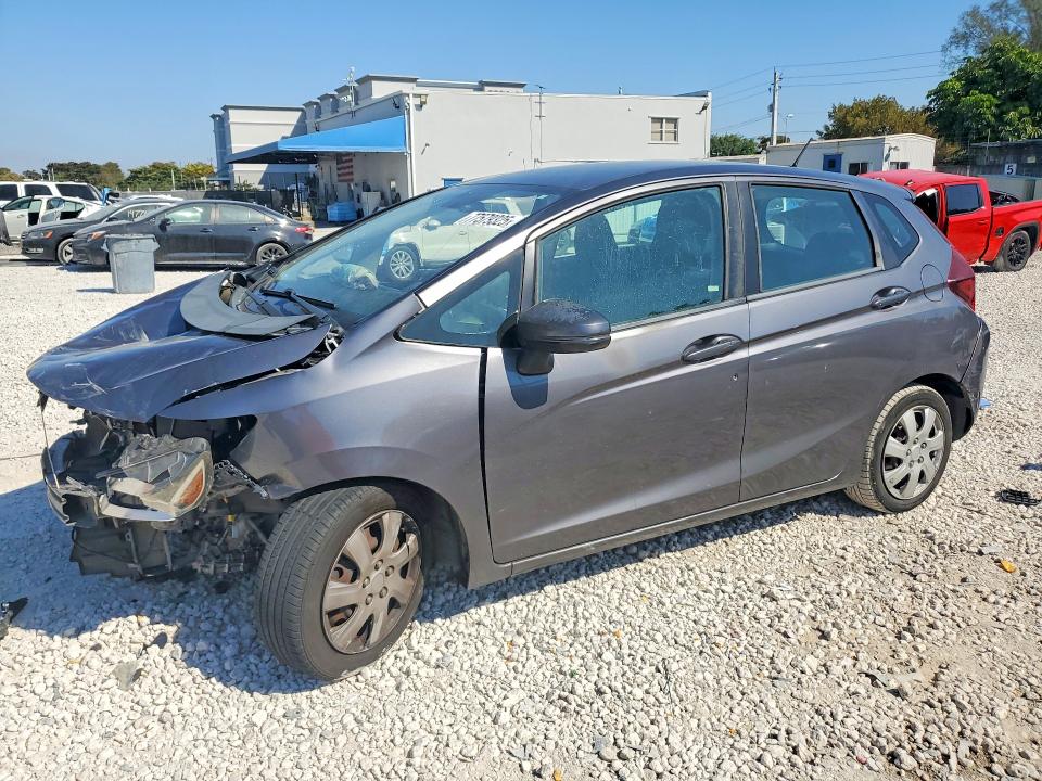 Продажа на аукционе авто 2015 Honda Fit, vin: 3HGGK5H5XFM777296, номер лота: 77579325