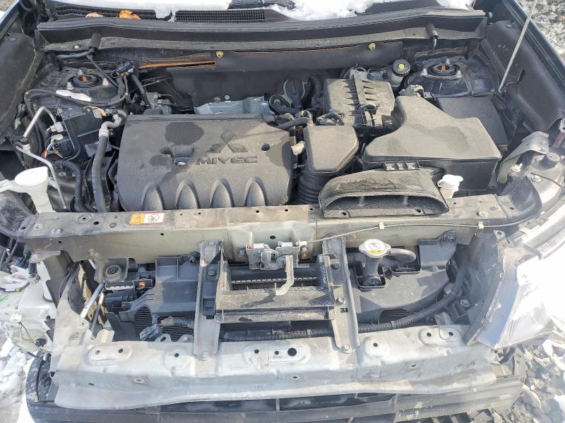 Продаж на аукціоні авто 2018 Mitsubishi Outlander, vin: JA4AZ3A34JZ020828, номер лоту: 78405345