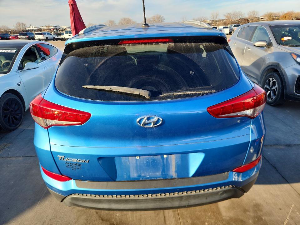 78164705 :رقم المزاد ، KM8J33A40GU129059 vin ، 2016 Hyundai Tucson مزاد بيع