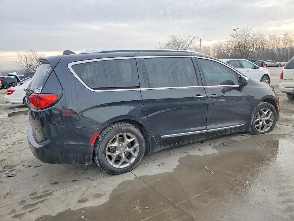2017 Chrysler Pacifica მანქანა იყიდება აუქციონზე, vin: 2C4RC1GG2HR620311, აუქციონის ნომერი: 77907845