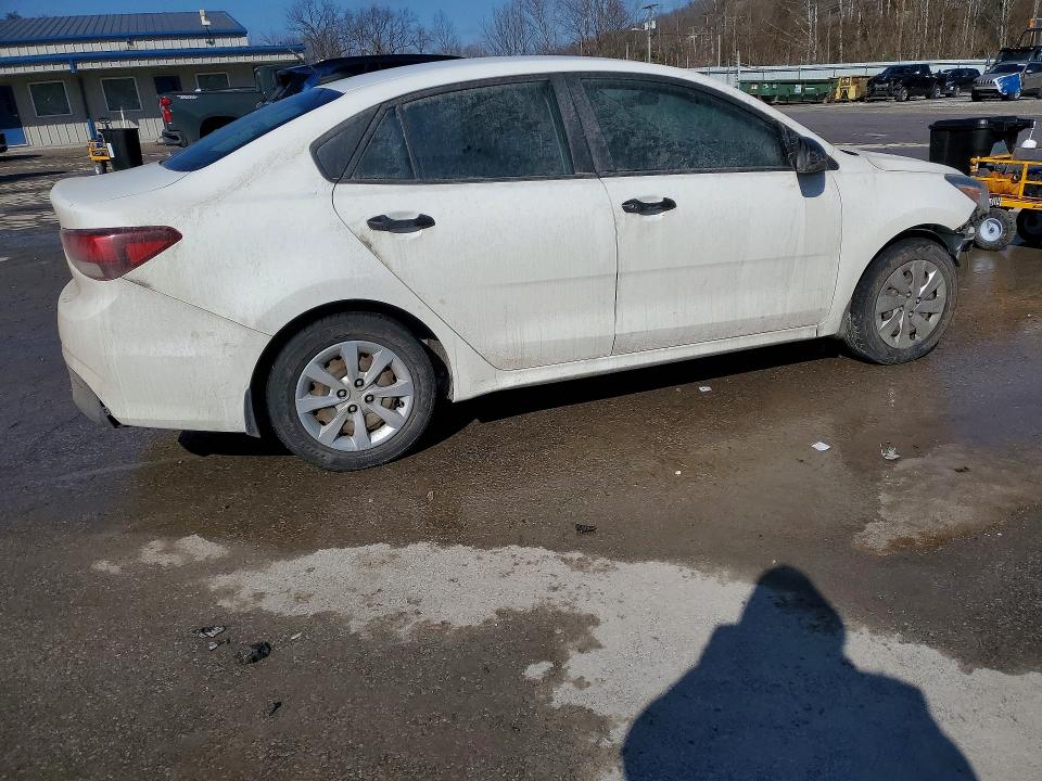 Продаж на аукціоні авто 2018 Kia Rio, vin: 3KPA24AB0JE062769, номер лоту: 77037845