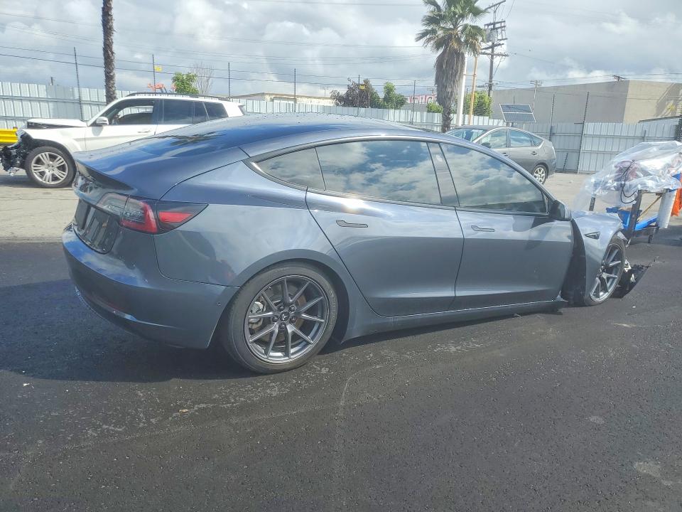 77588545 :رقم المزاد ، 5YJ3E1EAXMF872974 vin ، 2021 Tesla Model 3 مزاد بيع