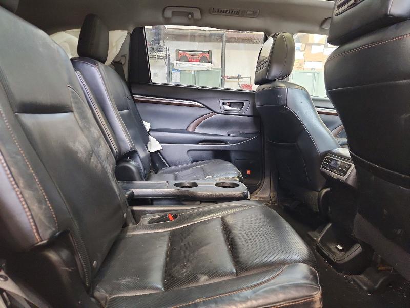 Продажа на аукционе авто 2015 Toyota Highlander, vin: 5TDDKRFH8FS099590, номер лота: 77126105