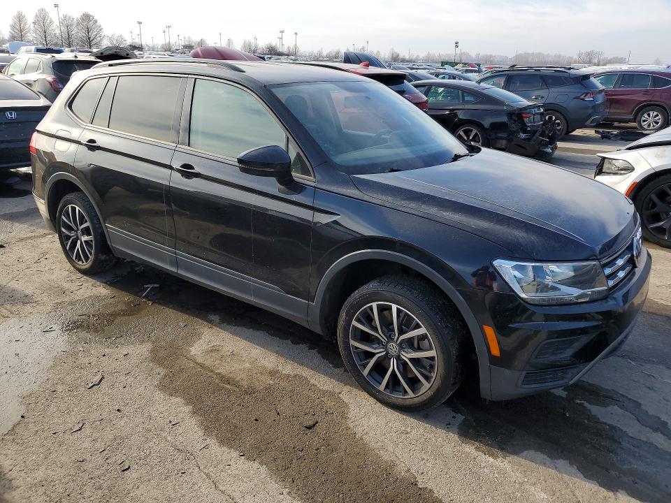 Продажа на аукционе авто 2021 Volkswagen Tiguan, vin: 3VV0B7AX0MM001426, номер лота: 75702345