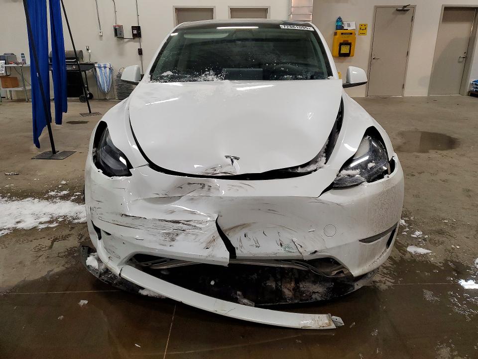 Продажа на аукционе авто 2023 Tesla Model Y, vin: LRWYGDEE2PC079557, номер лота: 72861595