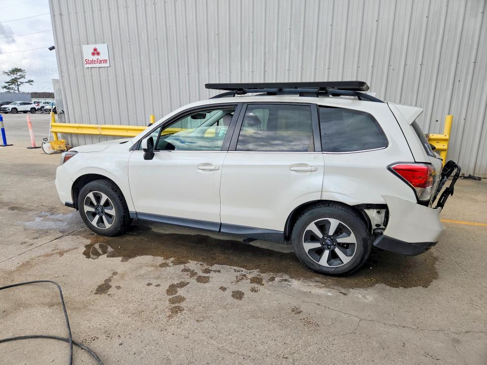 Продаж на аукціоні авто 2018 Subaru Forester, vin: JF2SJARC8JH608362, номер лоту: 77310955