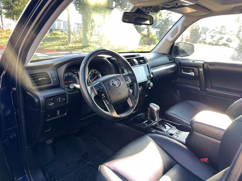 76832125 :رقم المزاد ، JTEBU5JR0L5751769 vin ، 2020 Toyota 4runner Sr مزاد بيع